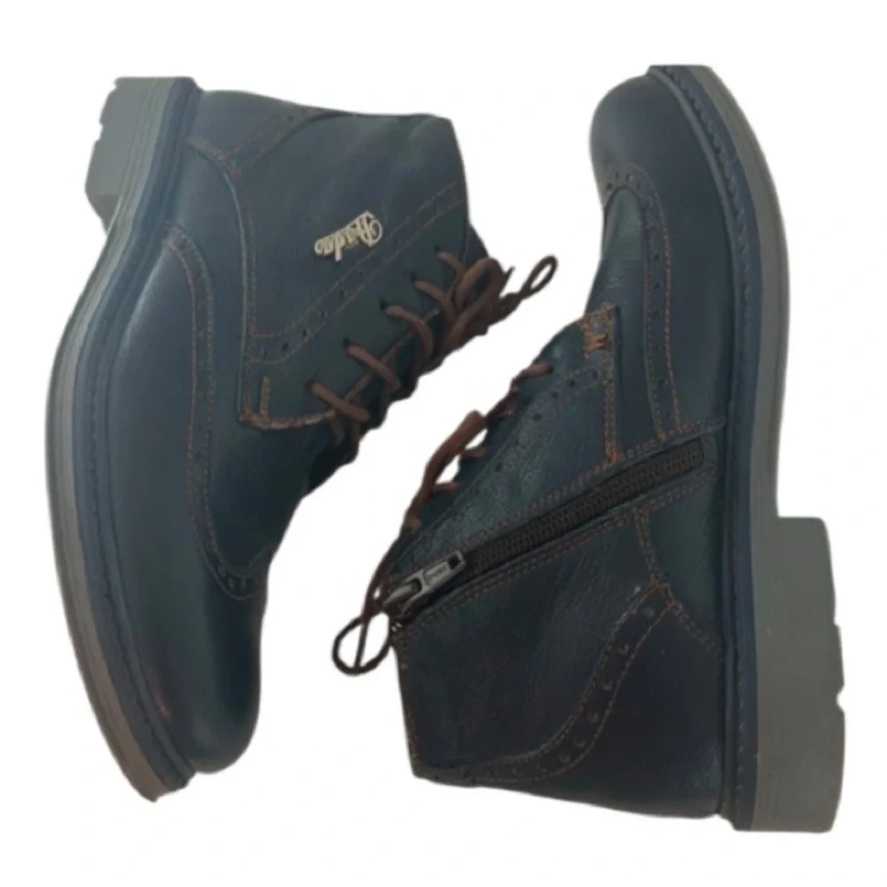Authentic Prada luxury designer boys navy leather oxford boots sz 13.5 Euro 31